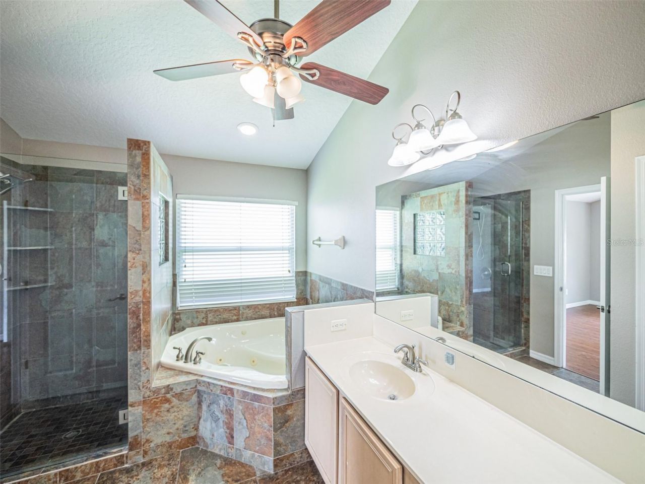 2843 Strand Circle, Oviedo, FL 32765 Photo