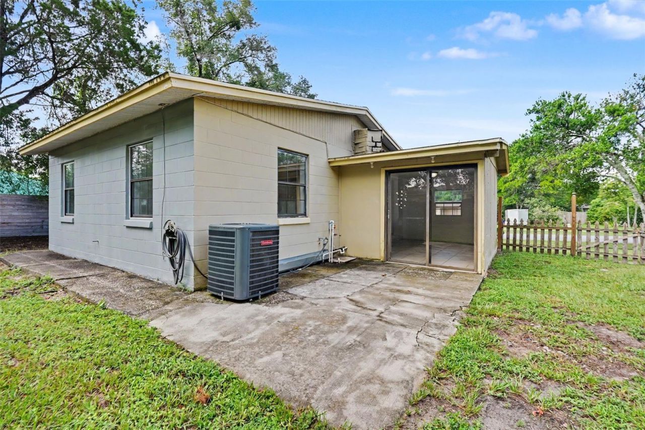 9447 N Milam Way , Citrus Springs, FL 34434 Photo