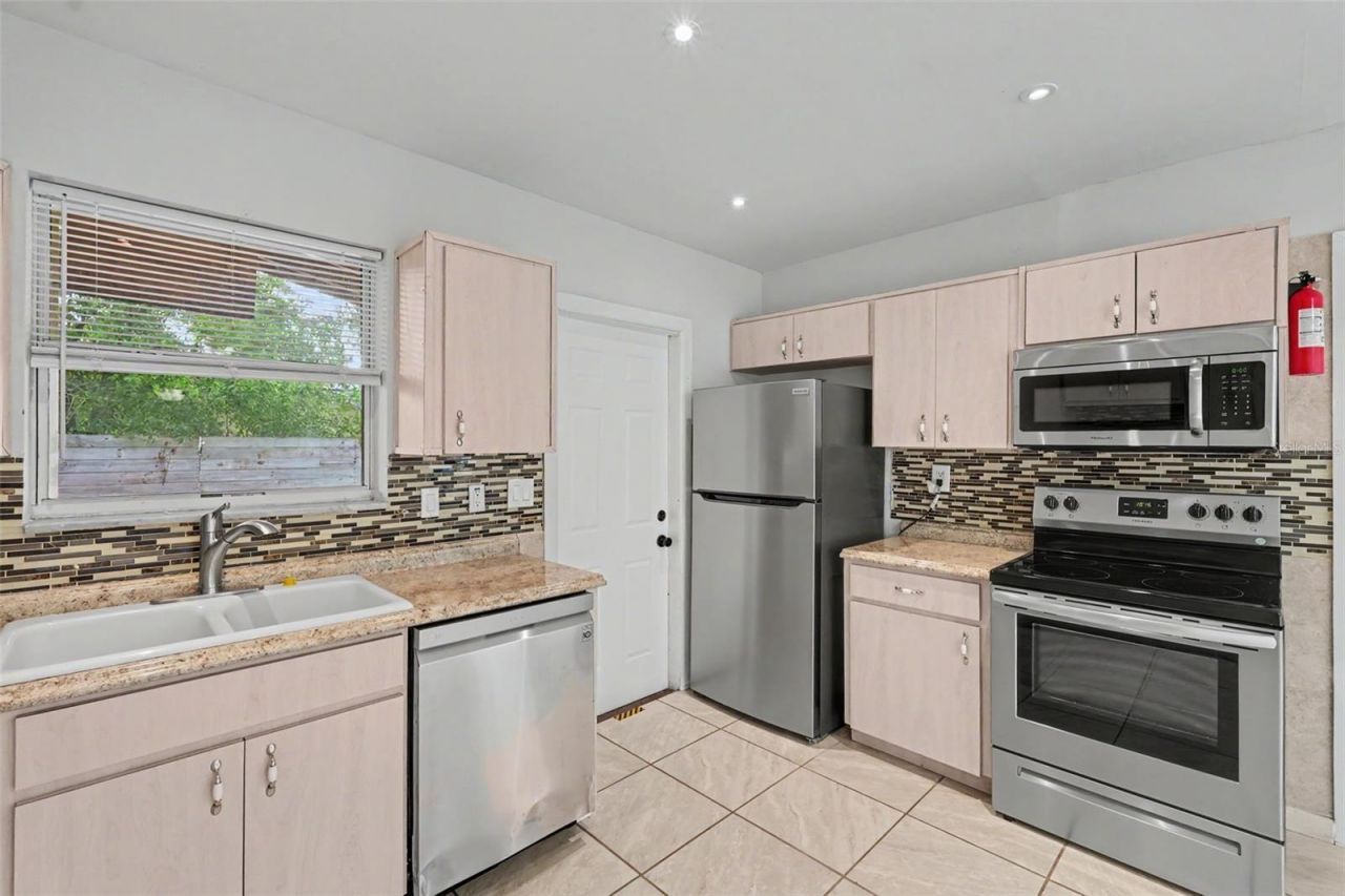 9447 N Milam Way , Citrus Springs, FL 34434 Photo