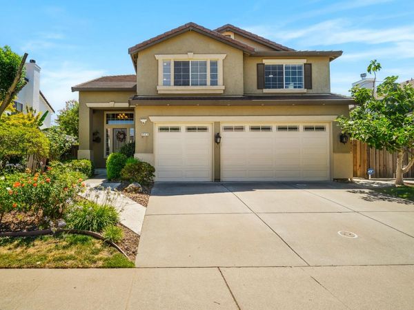 943 Sterling Cir, Folsom, CA 95630