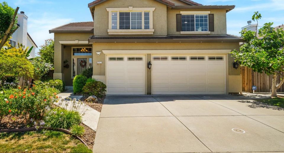 943 Sterling Cir, Folsom, CA 95630 Photo