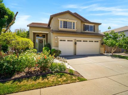 943 Sterling Cir, Folsom, CA 95630 Photo