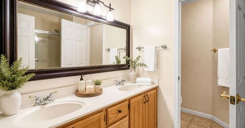 943 Sterling Cir, Folsom, CA 95630 Photo