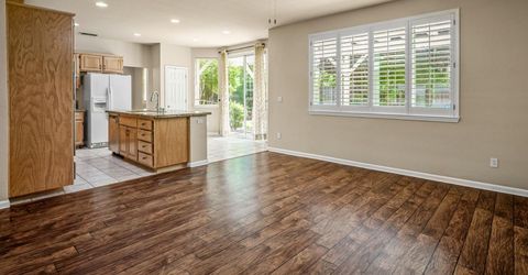 943 Sterling Cir, Folsom, CA 95630 Photo