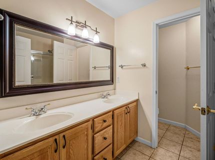 943 Sterling Cir, Folsom, CA 95630 Photo