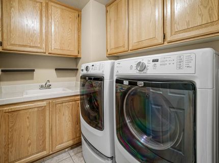 943 Sterling Cir, Folsom, CA 95630 Photo