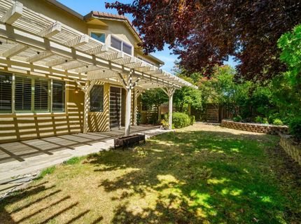 943 Sterling Cir, Folsom, CA 95630 Photo