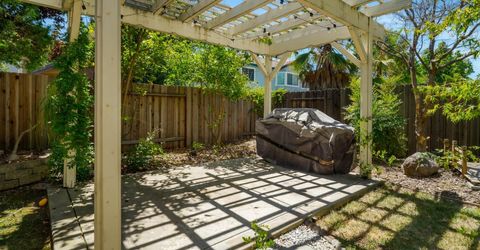 943 Sterling Cir, Folsom, CA 95630 Photo