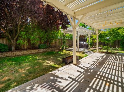 943 Sterling Cir, Folsom, CA 95630 Photo