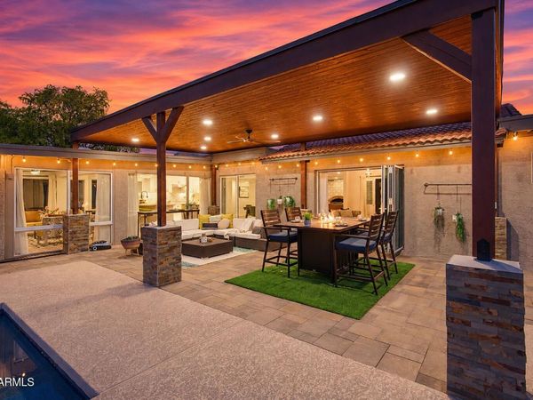 6504 W CORRINE Drive, Glendale, AZ 85304