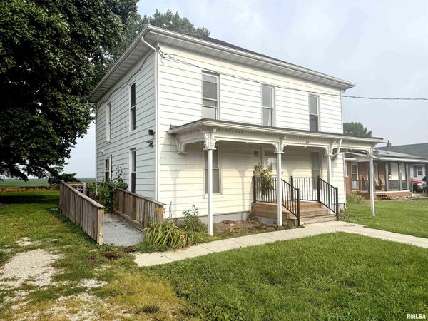 105 Constant Street, Dawson, IL 62520