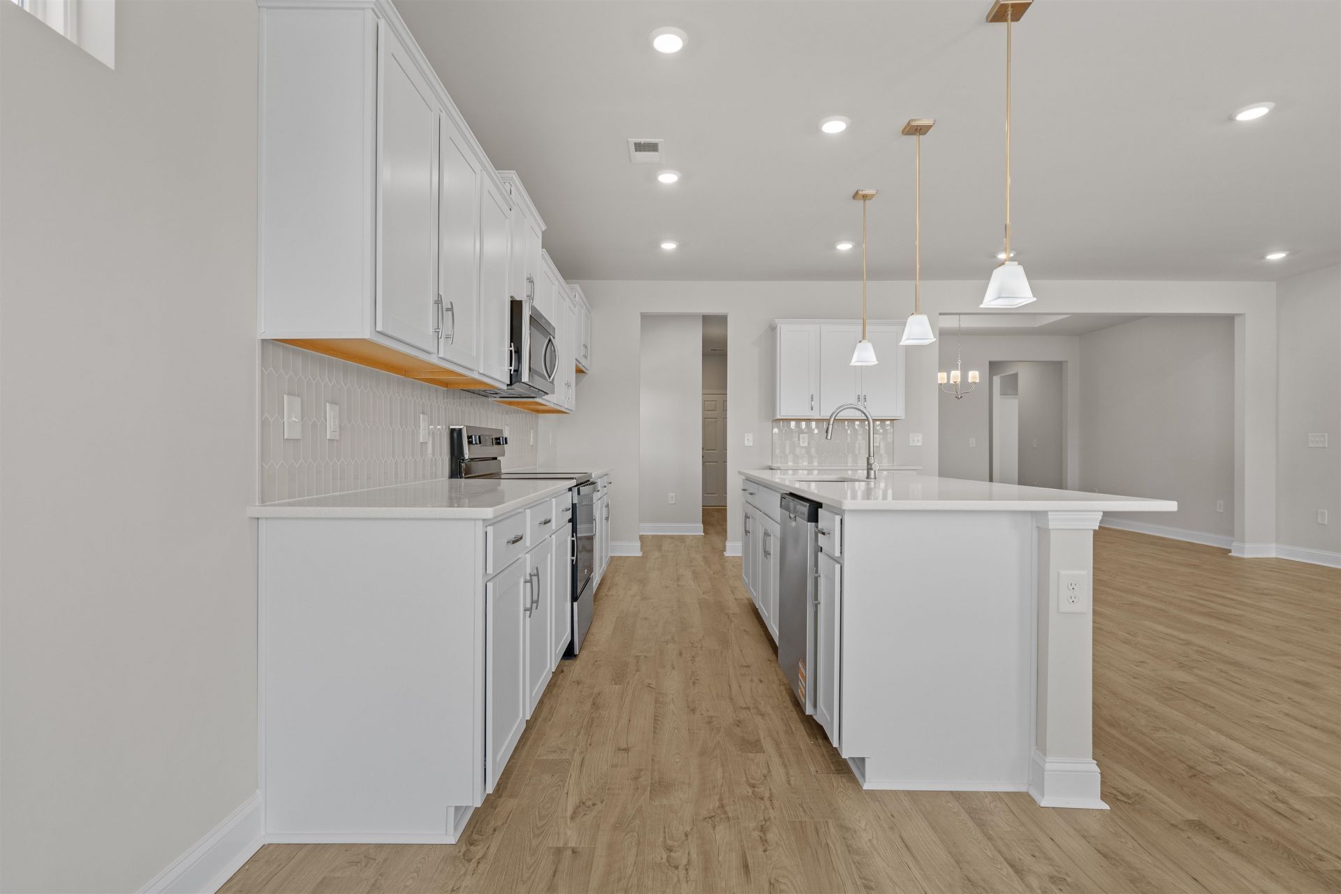 153 Furnies Place  Photo 34