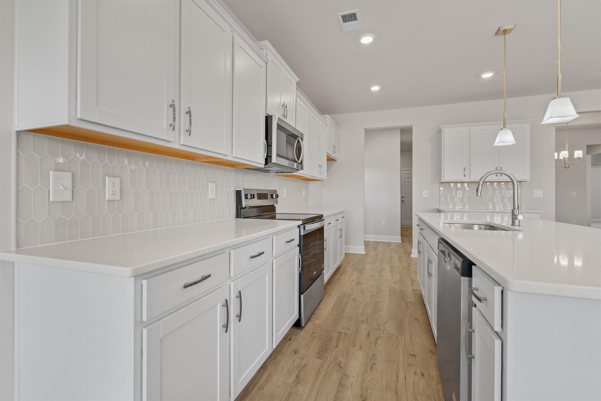 153 Furnies Place  Photo 36