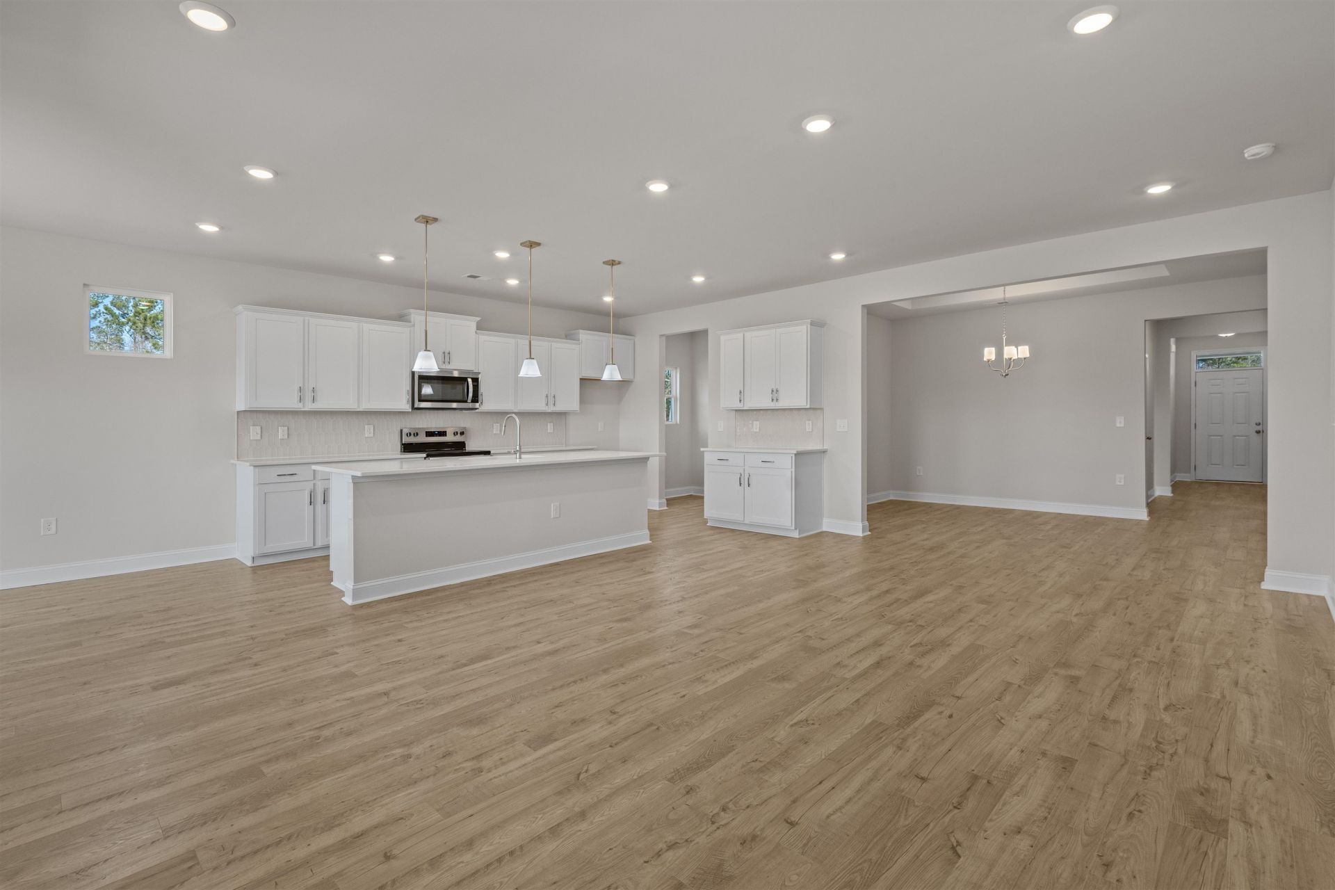 153 Furnies Place  Photo 6