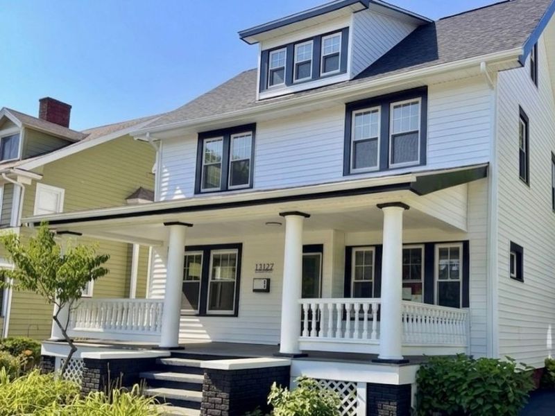 13127 Cedar Road, Cleveland Heights, OH 44118 Photo 4