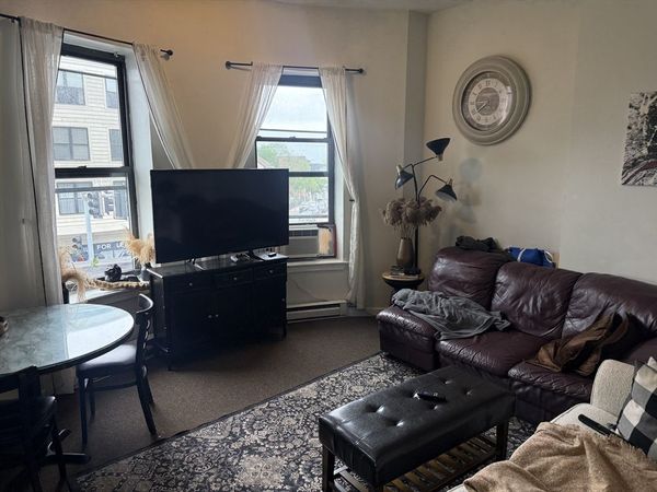 483 East Broadway, Unit 4, Boston, MA 02127