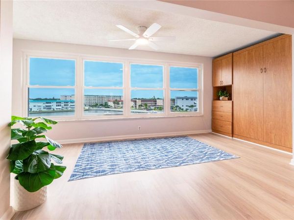5925 SHORE BOULEVARD S, Unit 405, GULFPORT, FL 33707