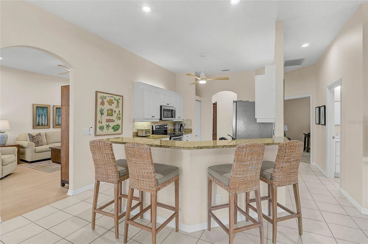 902 Bramley Court, Unit 2, Venice, FL 34293 Photo
