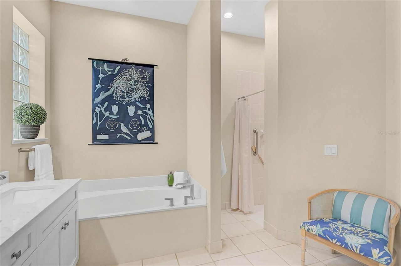 902 Bramley Court, Unit 2, Venice, FL 34293 Photo