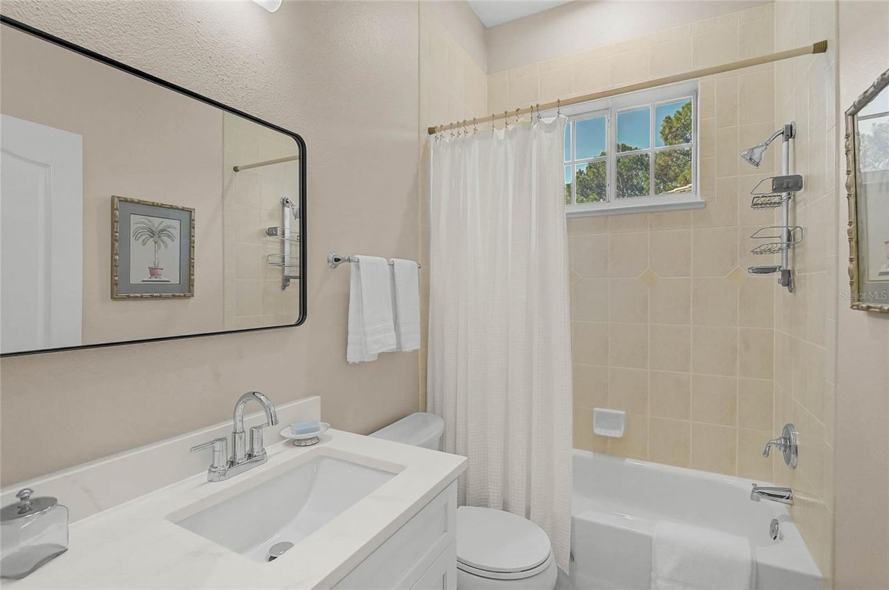 902 Bramley Court, Unit 2, Venice, FL 34293 Photo