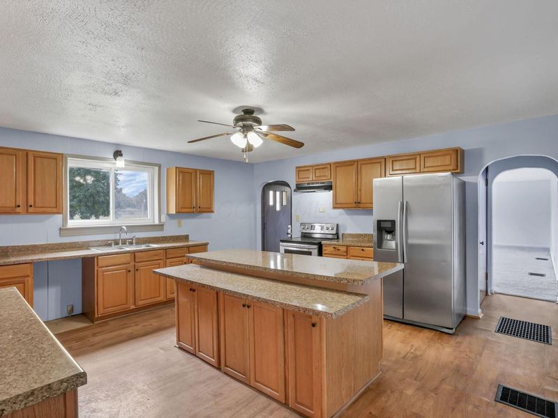 1091 Musselman Drive , Zanesville, OH 43701 Photo 11