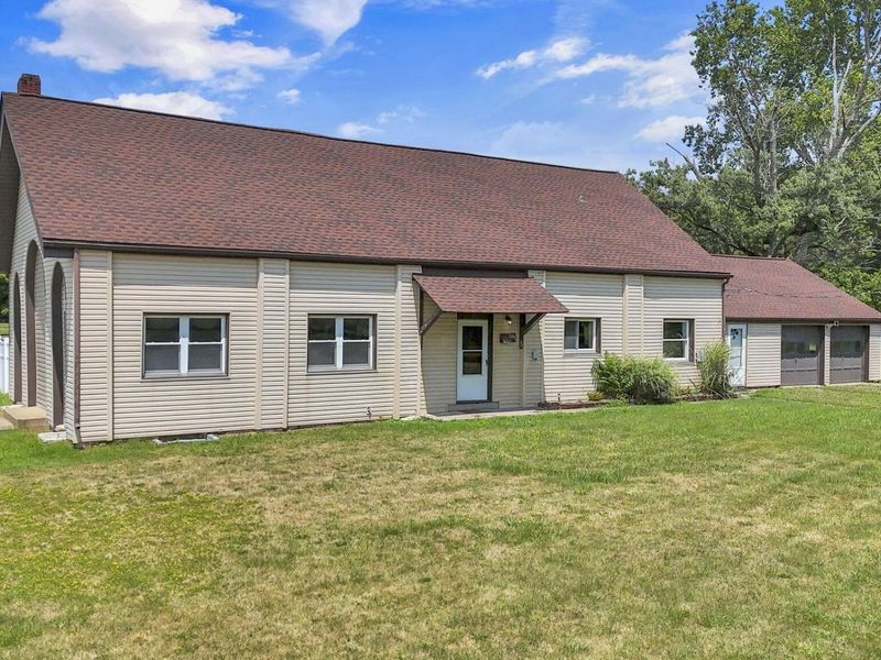 1091 Musselman Drive , Zanesville, OH 43701 Photo 2