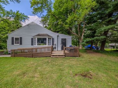3077 Route 11, La Fayette, NY 13084