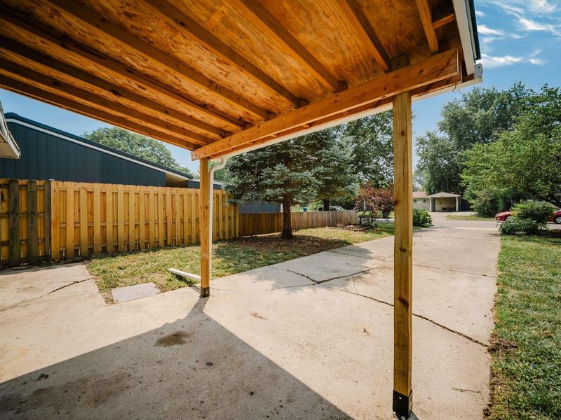 880 Mark Place , Columbus, OH 43204 Photo 17