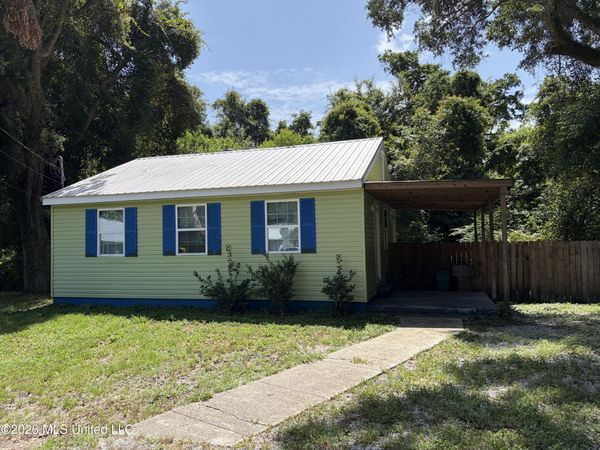 340 Stone Circle, Biloxi, MS 39531