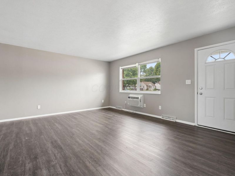 4277 Wright Avenue, Columbus, OH 43213 Photo 9