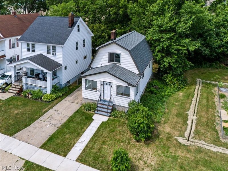 1502 E 172nd Street, Cleveland, OH 44110 Photo 3