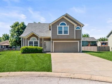 2103 Patti Lane, Greenwood, MO 64034