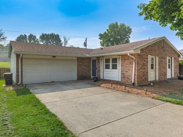 231 Heather Way, Middletown, OH 45042