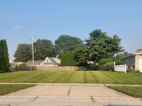5850 Rounding River Lane, Toledo, OH 43611