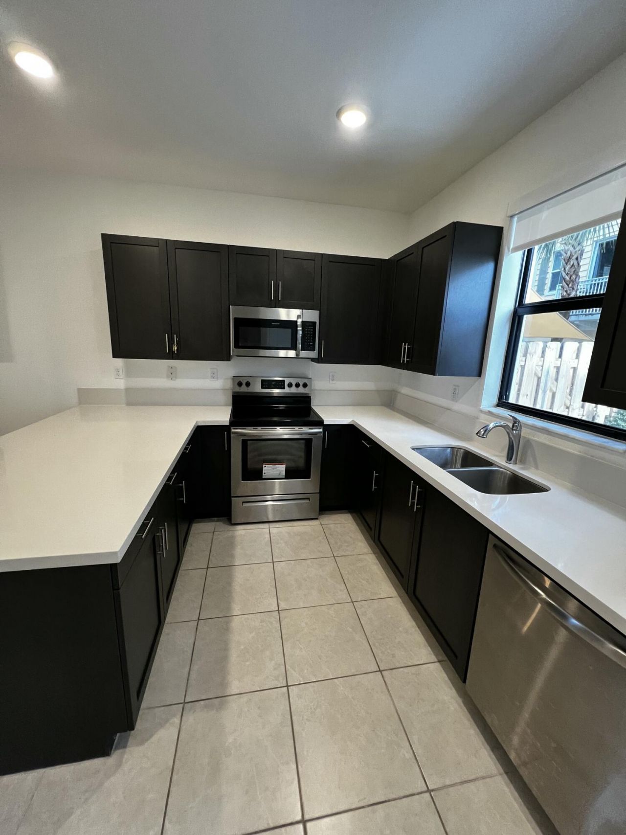 542 SW 19th Terrace, Fort Lauderdale, FL 33312 Photo