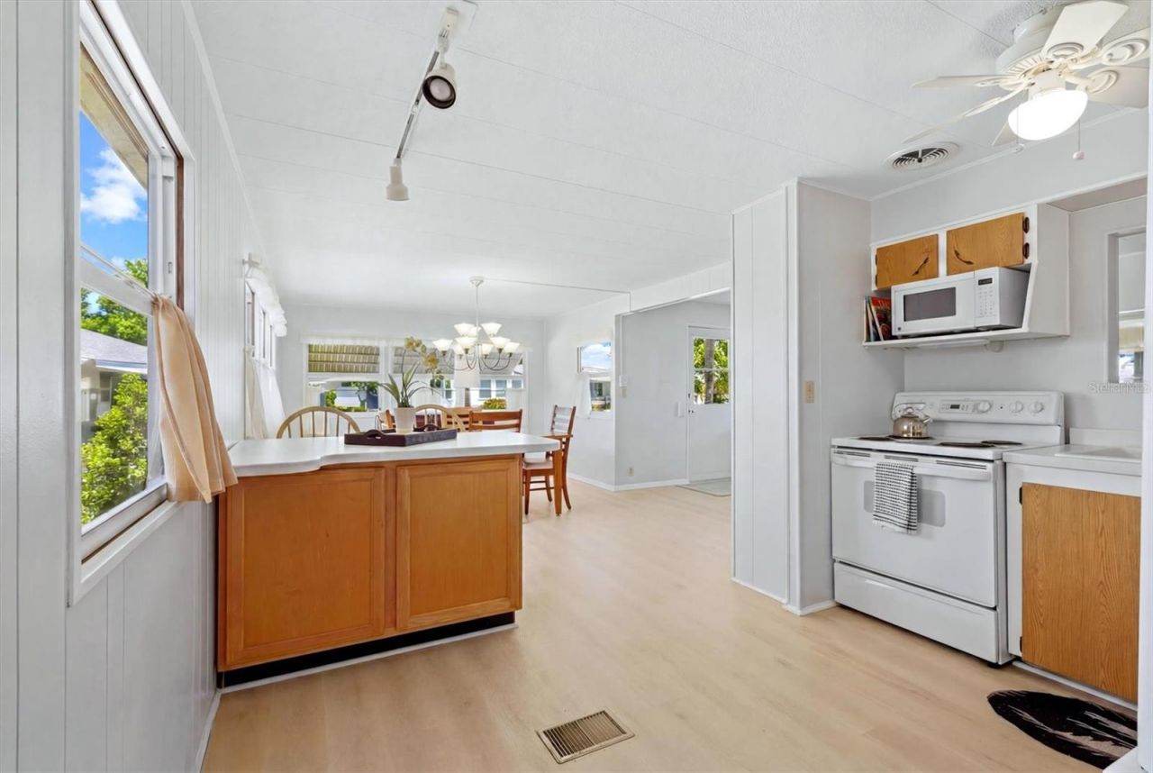 1208 44th Avenue Drive E, Ellenton, FL 34222 Photo