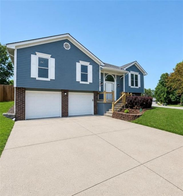7203 NE 73rd Terrace, Kansas City, MO 64119 Main Photo