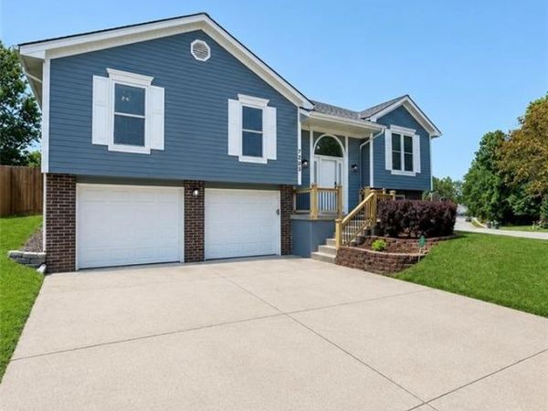 7203 NE 73rd Terrace, Kansas City, MO 64119