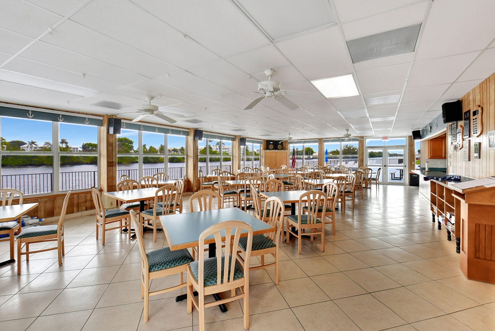 2430 S Federal Highway, Unit 2, Boynton Beach, FL 33435 Photo