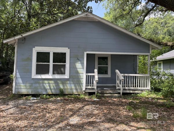 2411 Columbus Avenue, Mobile, AL 36605