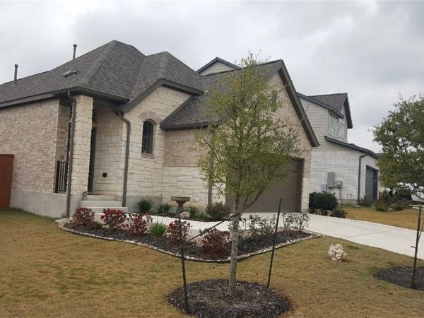 212 Freeman LOOP , Liberty Hill, TX 78642
