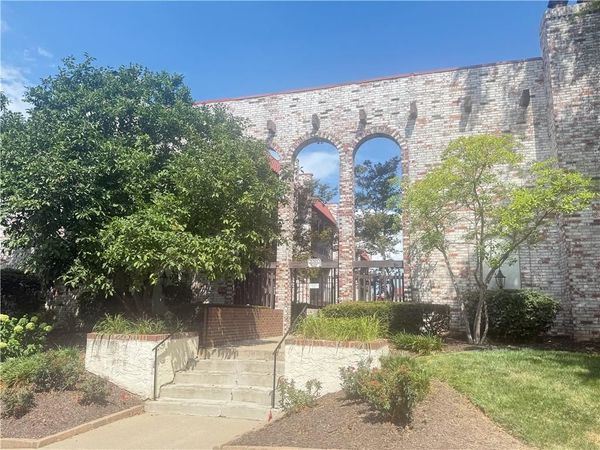 5013 Walnut Street, Unit C, Kansas City, MO 64112