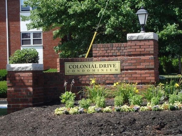D1 Colonial Dr, Unit 4, Andover, MA 01810