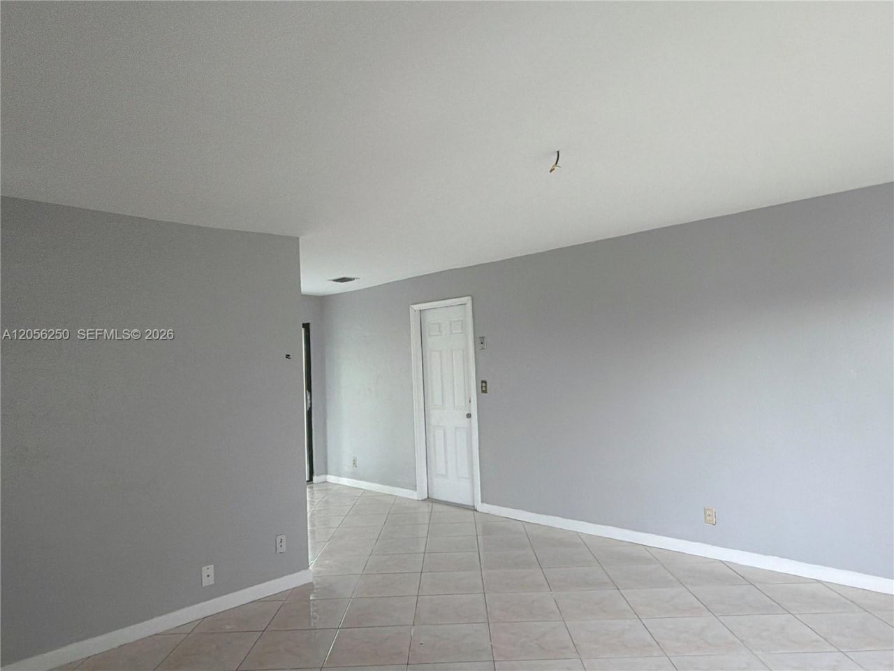 4940 SW 18th St , Fort Lauderdale, FL 33317 Photo