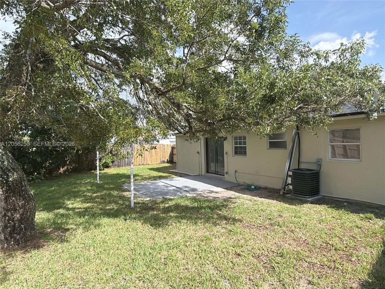 4940 SW 18th St , Fort Lauderdale, FL 33317 Photo