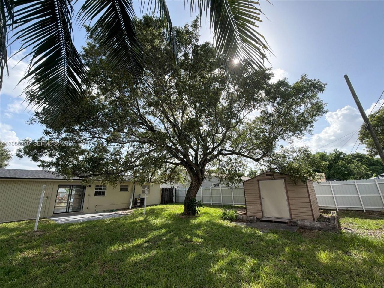 4940 SW 18th St , Fort Lauderdale, FL 33317 Photo