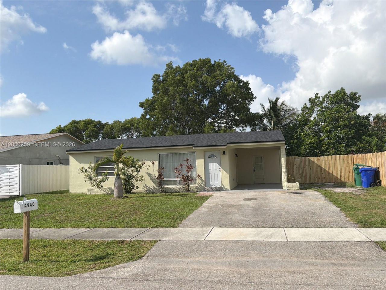 4940 SW 18th St , Fort Lauderdale, FL 33317 Photo