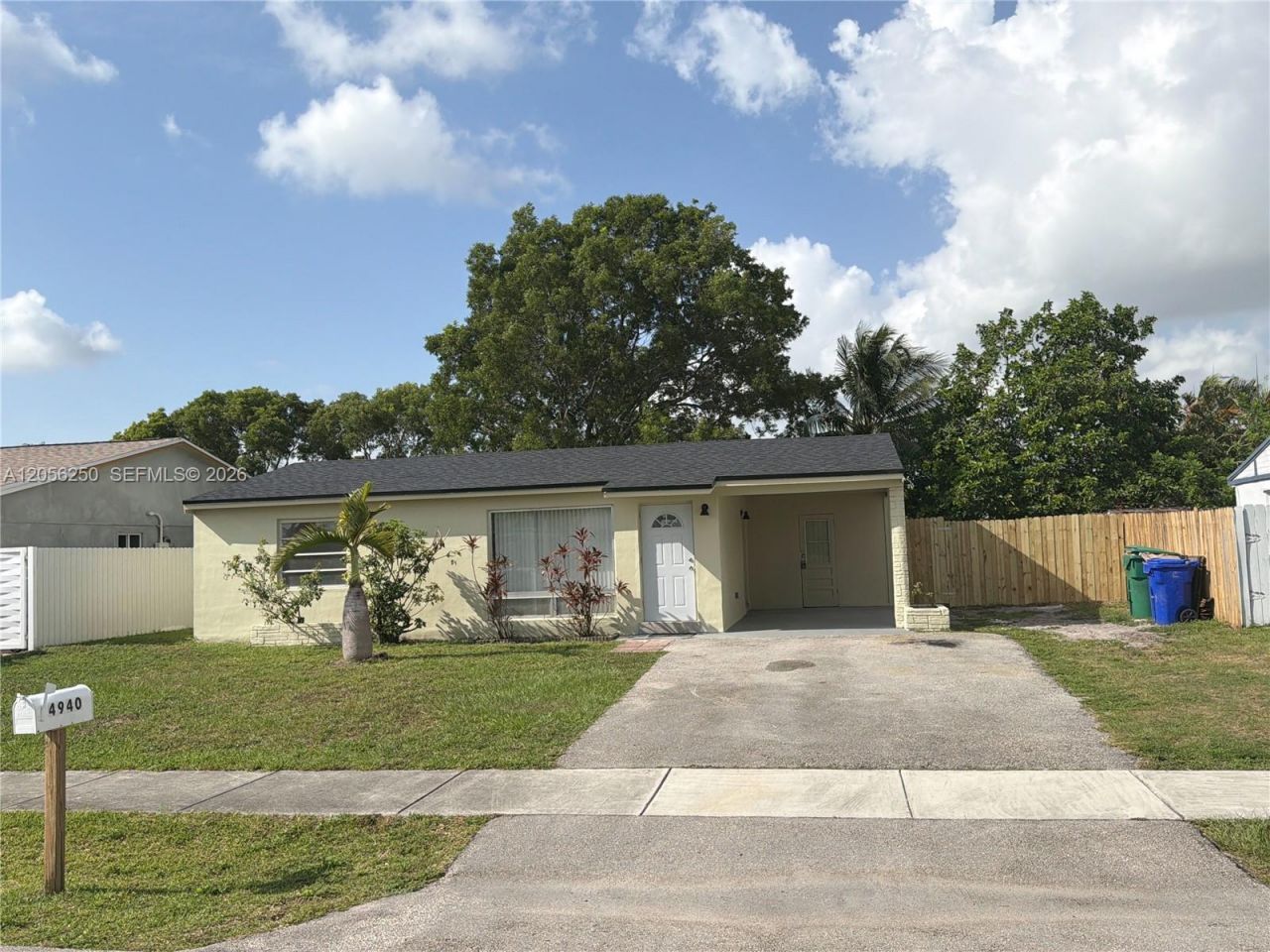 4940 SW 18th St , Fort Lauderdale, FL 33317 Photo