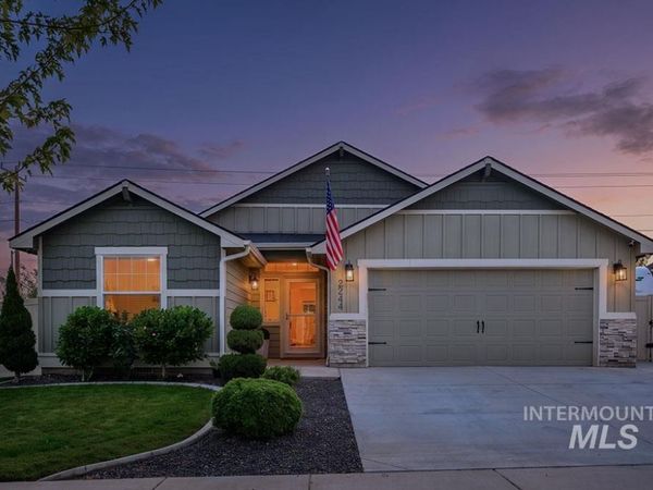 2244 S Knotty Timber Pl, Meridian, ID 83642
