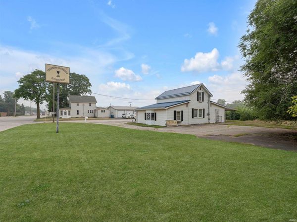 1916 S Wayne Street, Auburn, IN 46706